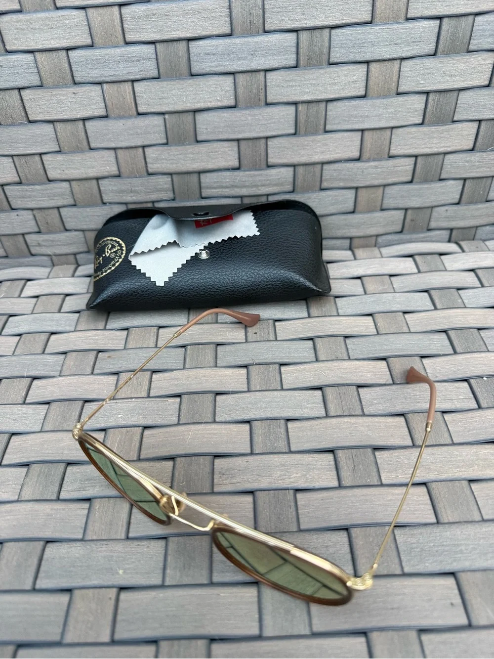 Ray-Ban stylish ray